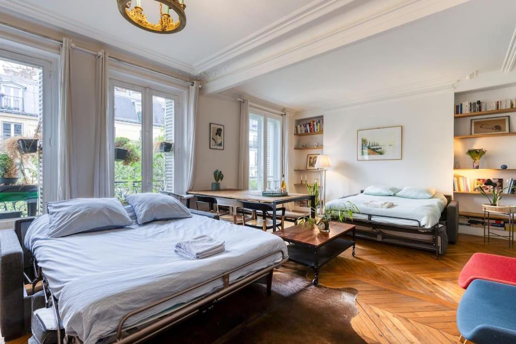 Appartement Dans Les Arbres A Montmartre